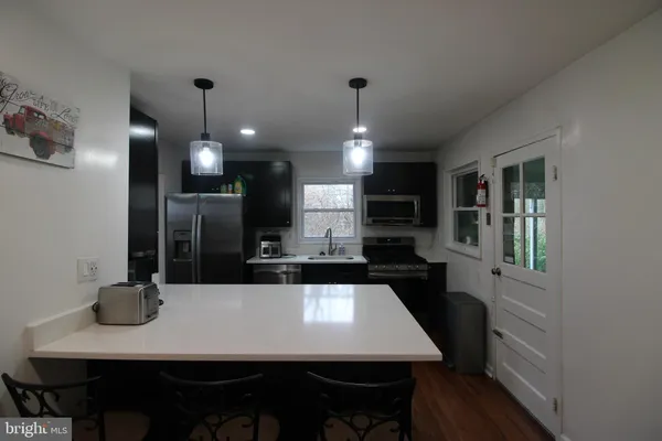 $3,600 | 4009 Taney Avenue, Alexandria, VA 22304