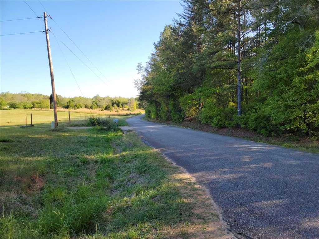 537 Audrey Hardy Road Iva, SC 29655 - Photo 8 of 26