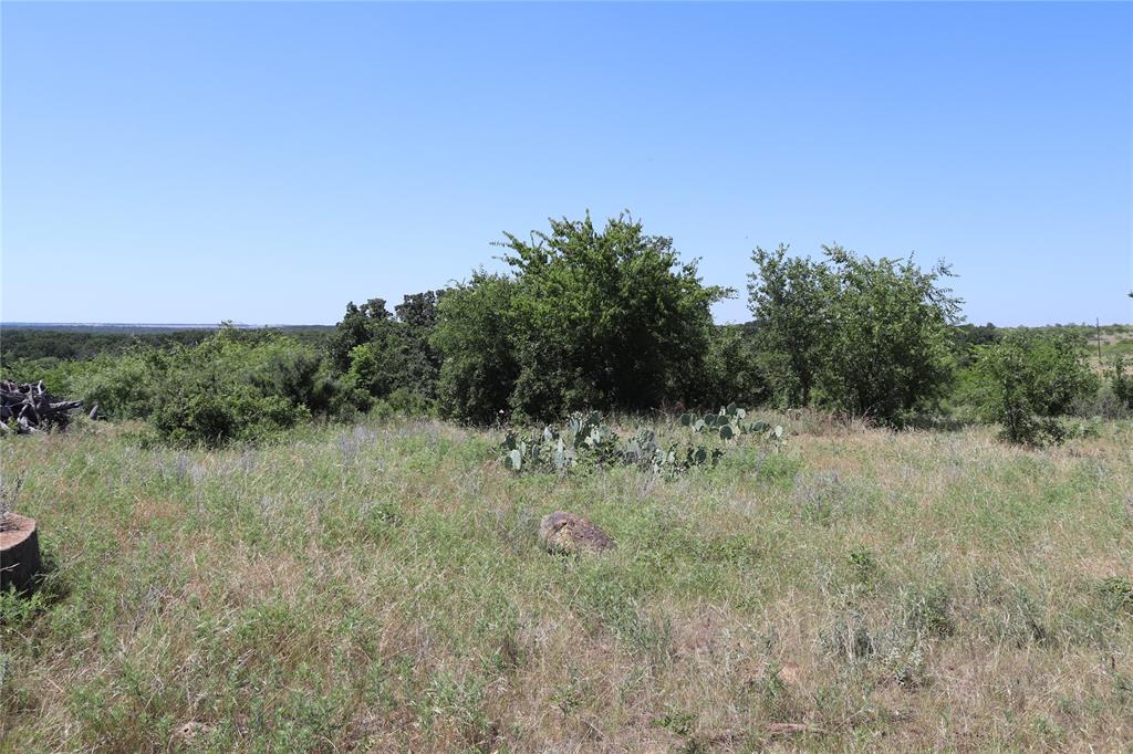 1878 Feed Road Bellevue, TX 76228 - Photo 6 of 23