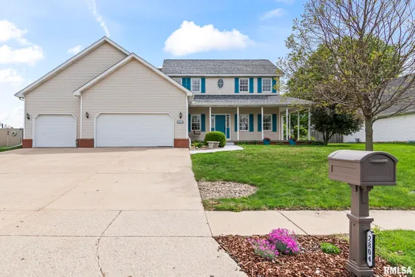 $445,000 | 2804 Hastings Road, Chatham, IL 62629