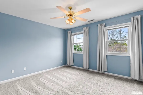 $445,000 | 2804 Hastings Road, Chatham, IL 62629