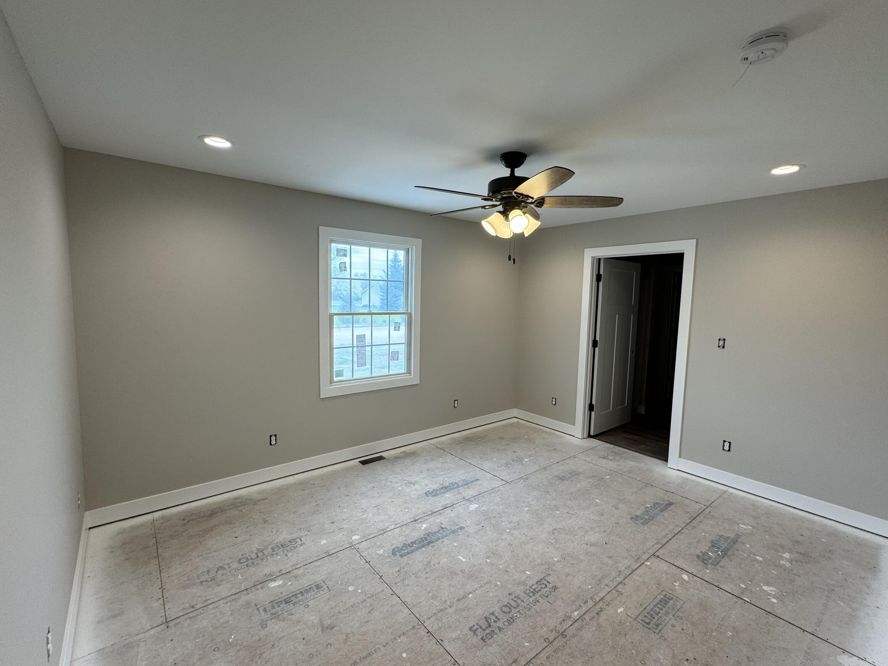 821 9th Street Southwest, Unit 9B De Motte, IN 46310 - Photo 11 of 17 3000x2250