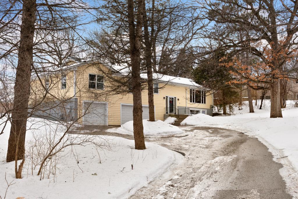 14527 Moonlight Hill Road Minnetonka, MN 55345 - Photo 2 of 39 Gallery Image 2