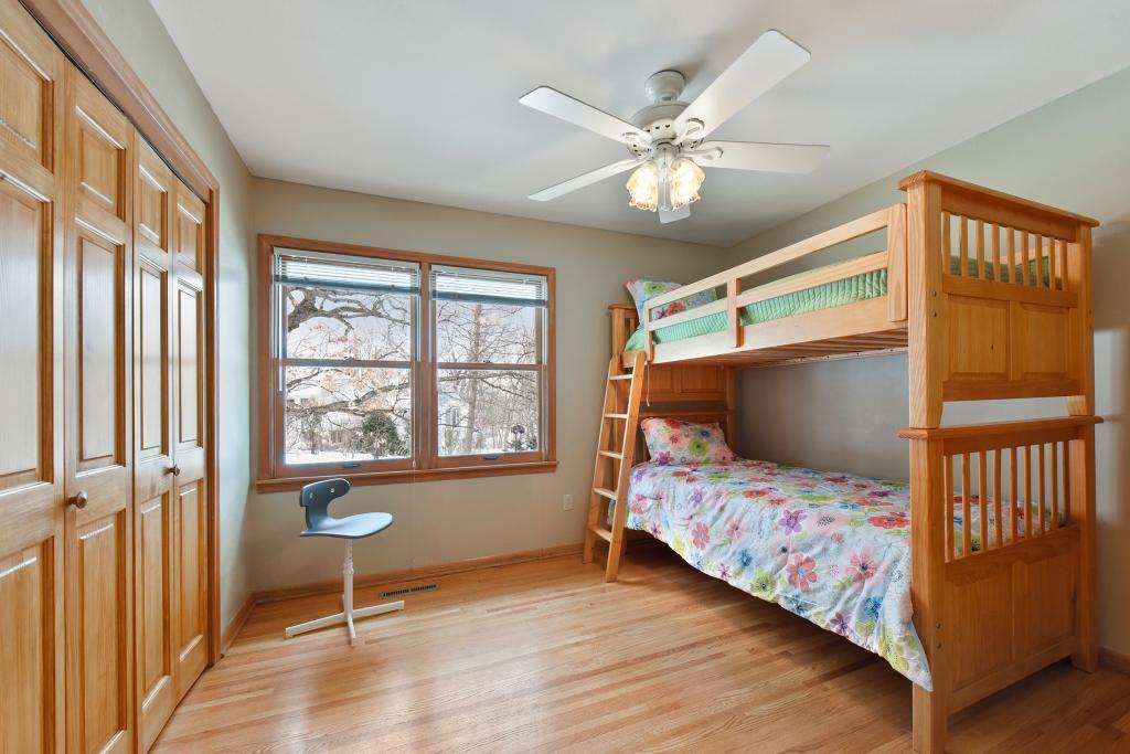 14527 Moonlight Hill Road Minnetonka, MN 55345 - Photo 25 of 39 Gallery Image 25
