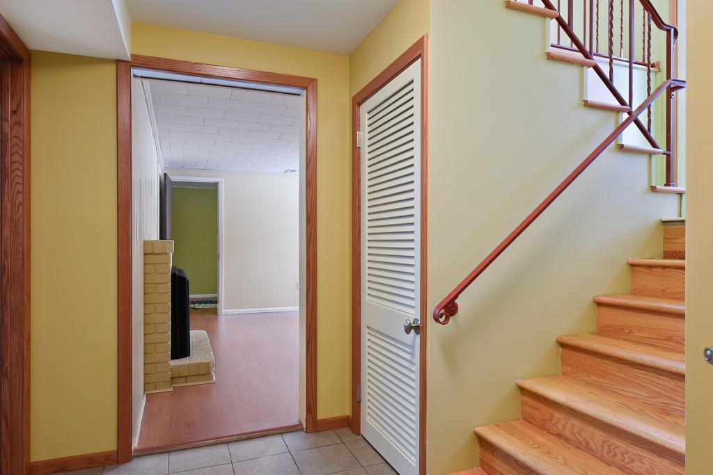 14527 Moonlight Hill Road Minnetonka, MN 55345 - Photo 28 of 39 Gallery Image 28