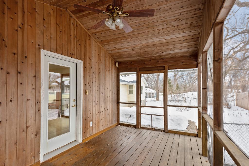 14527 Moonlight Hill Road Minnetonka, MN 55345 - Photo 34 of 39 Gallery Image 34