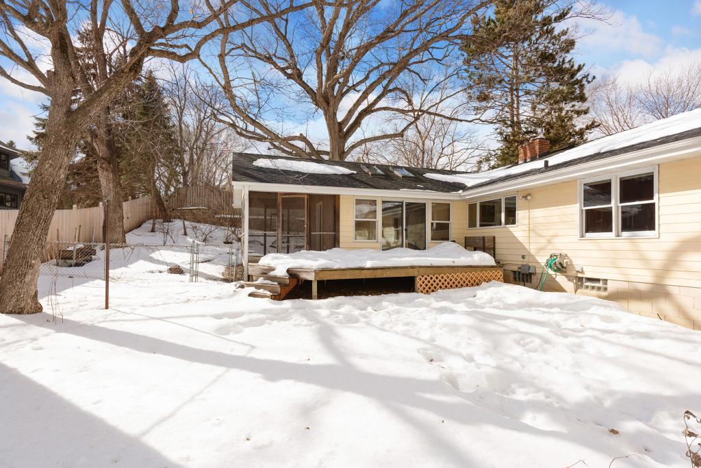 14527 Moonlight Hill Road Minnetonka, MN 55345 - Photo 38 of 39 Gallery Image 38