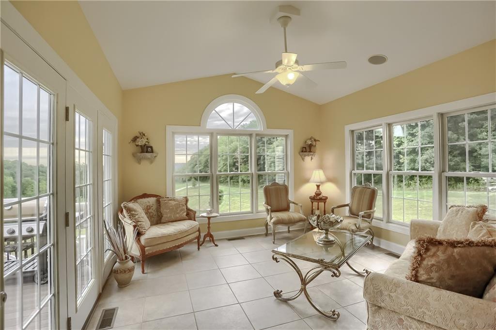 342 Dillo Road Clinton, PA 15026 - Photo 13 of 25
