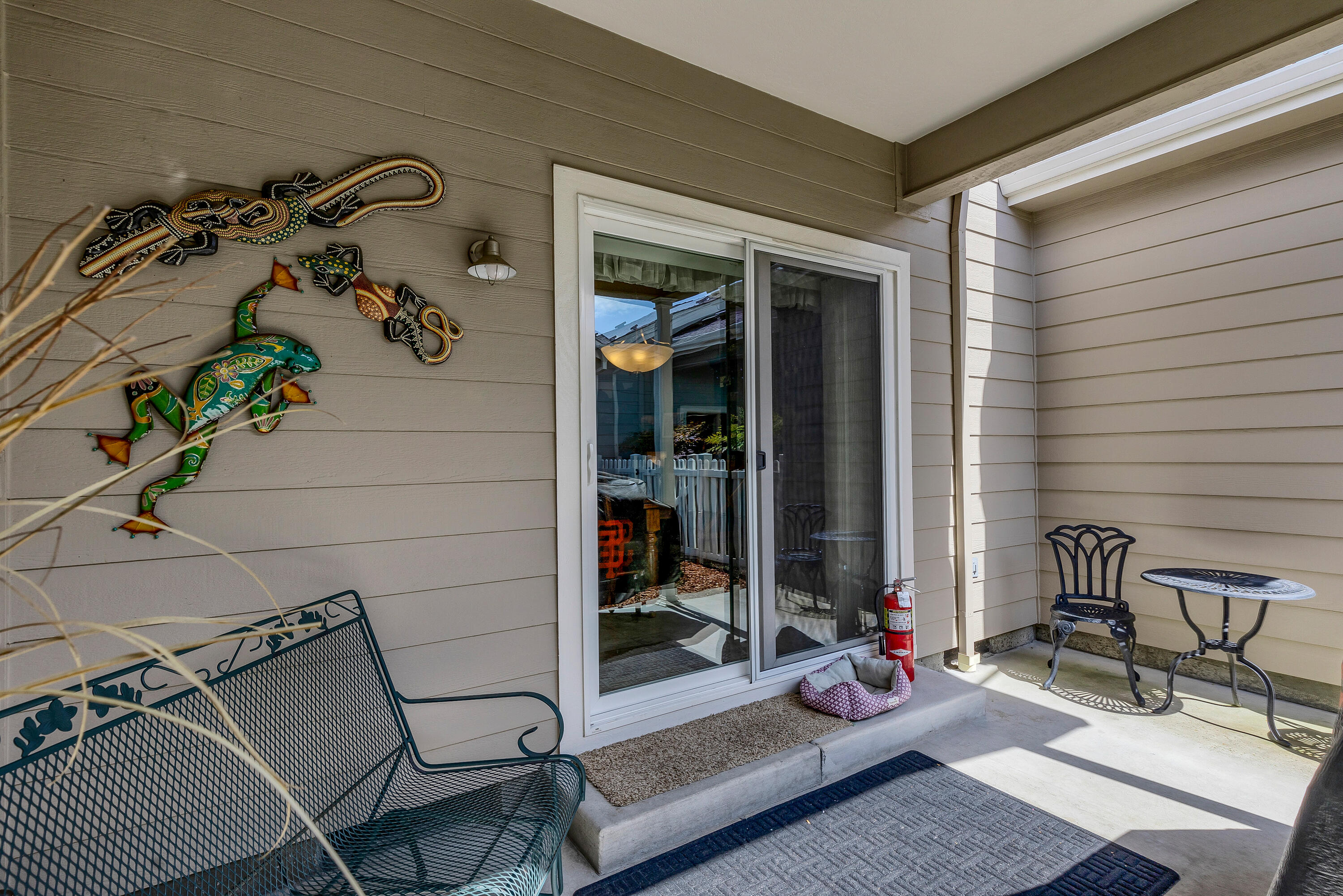 809 North Haskell Street Central Point, OR 97502 - Photo 30 of 40 34