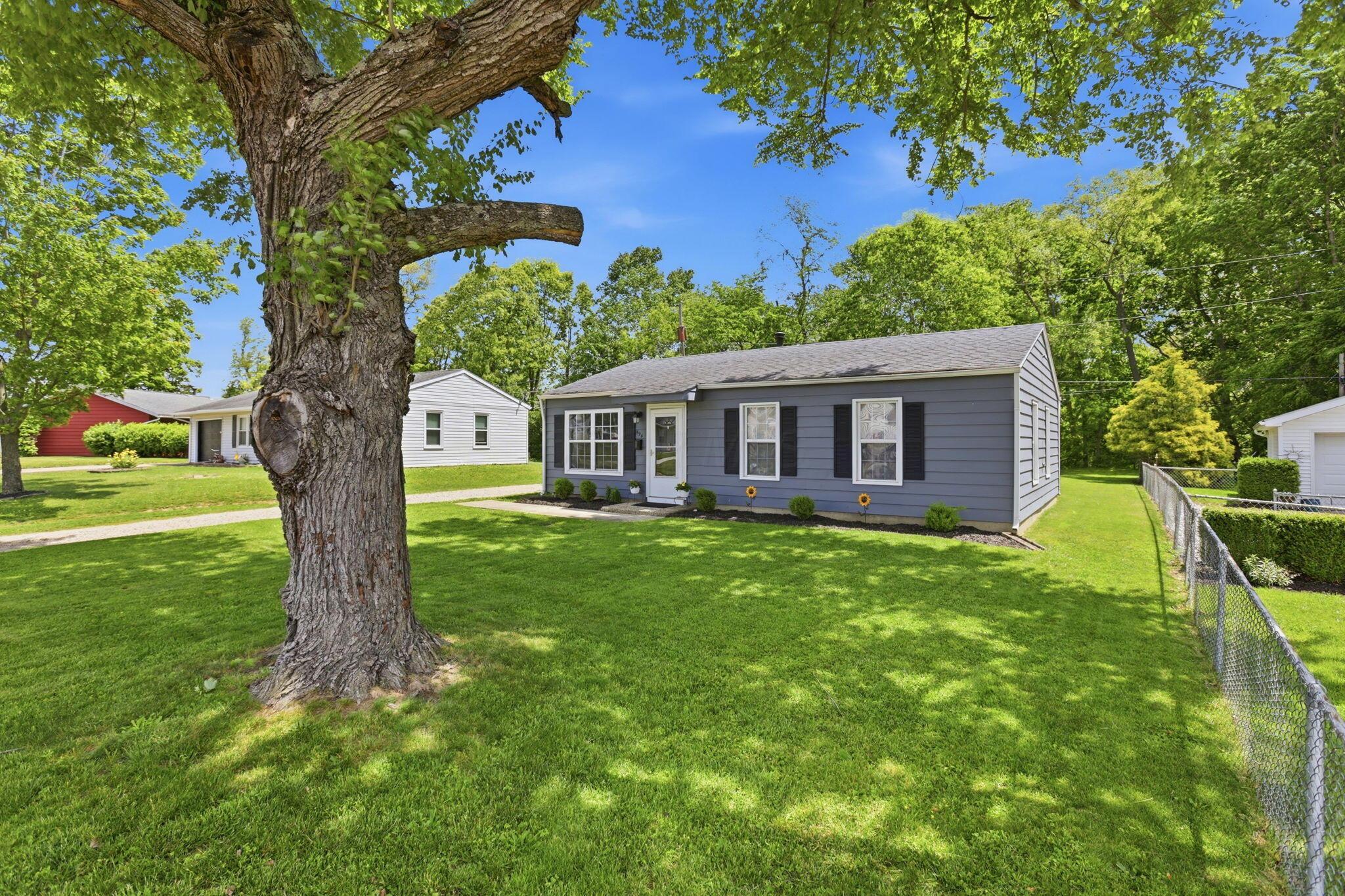 494 Ridgefield Road Newark, OH 43055 - Photo 4 of 46