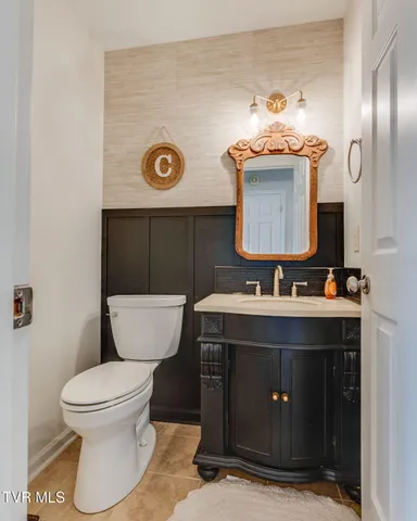 $594,000 | 4021 Lakota Place, Kingsport, TN 37664