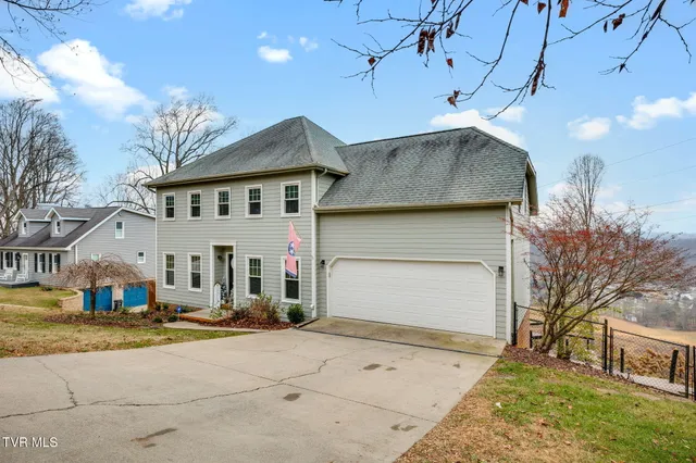 $594,000 | 4021 Lakota Place, Kingsport, TN 37664