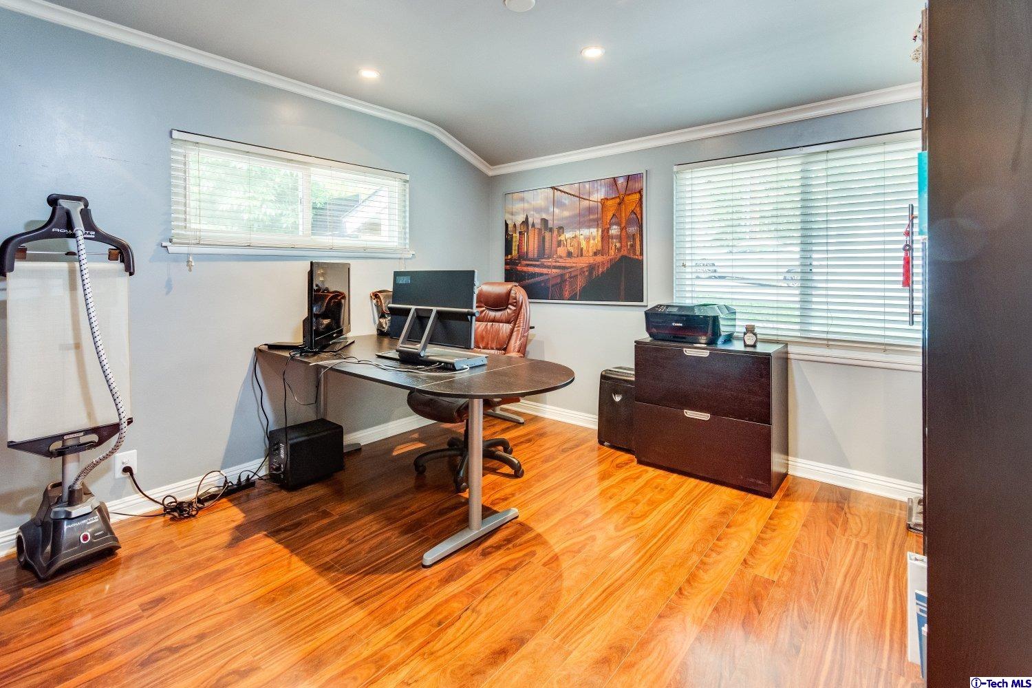 10803 Terecita Road Tujunga, CA 91042 - Photo 15 of 25 Gallery Image 15