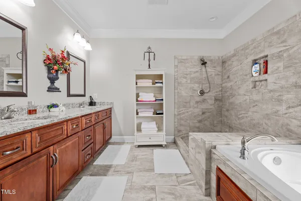 $869,667 | 975 Paschall Road, Warrenton, NC 27589