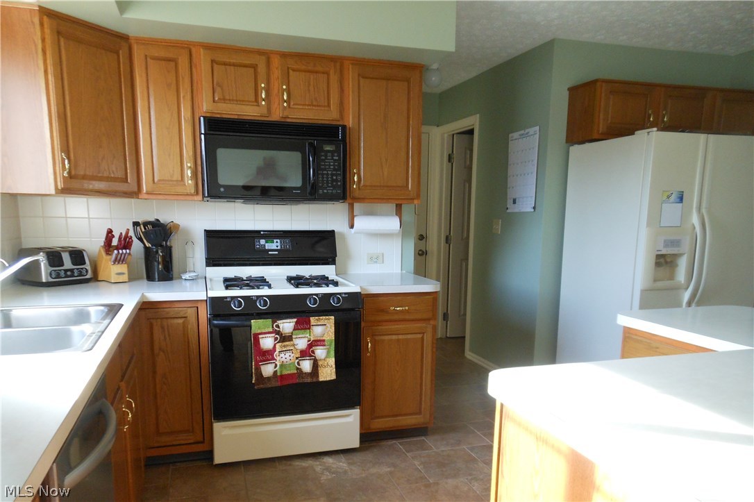 2136 Timber Ridge Trail Streetsboro, OH 44241 - Photo 9 of 34