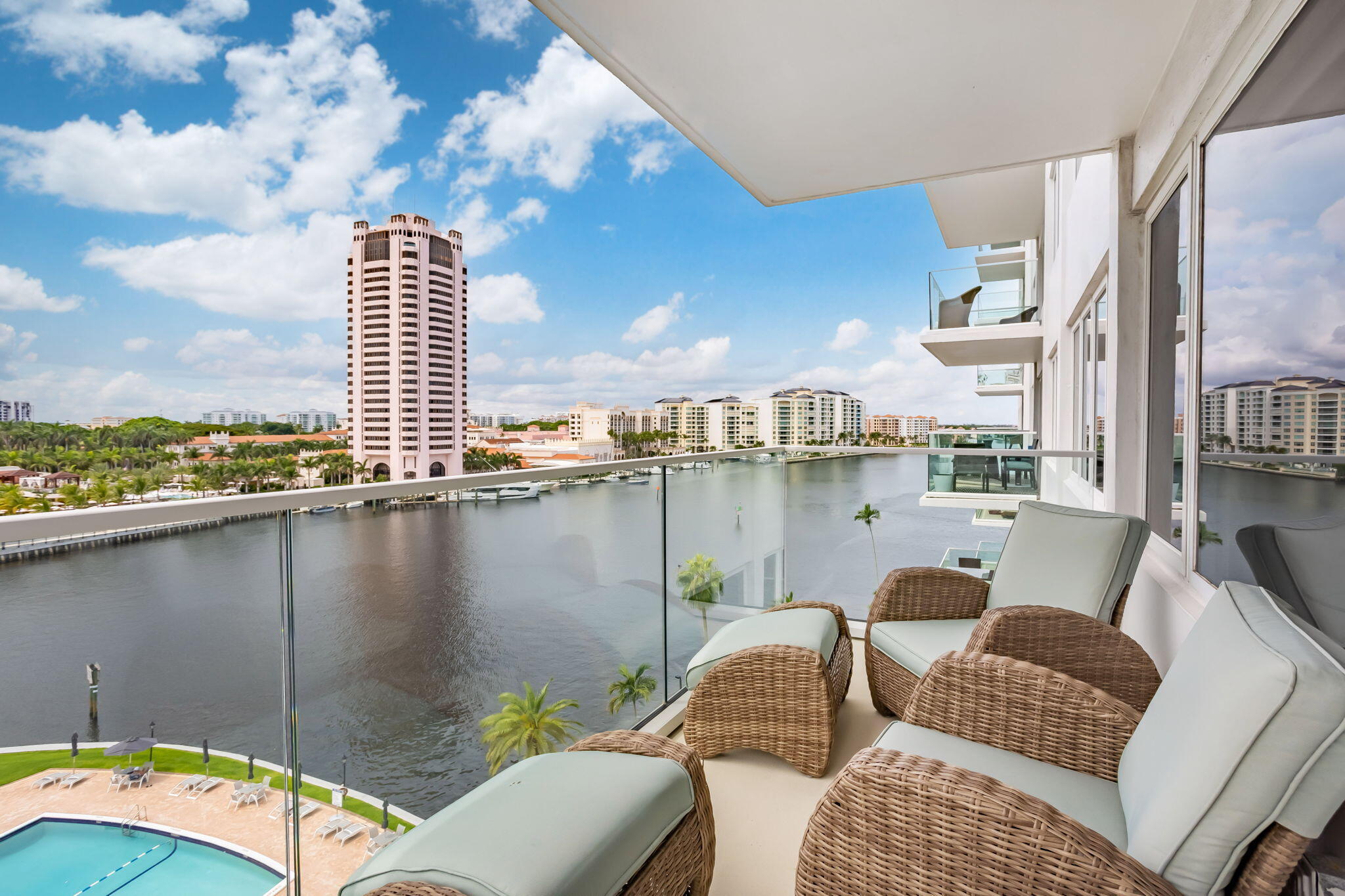 701 East Camino Real, Unit 8F Boca Raton, FL 33432 - Photo 25 of 54 a balcony with furniture