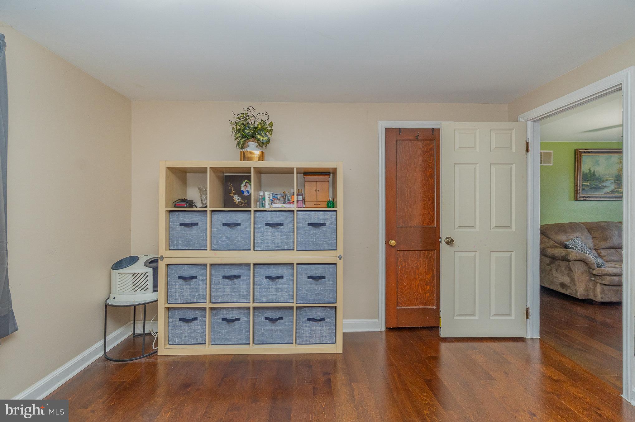108 Locust Grove Road York, PA 17402 - Photo 13 of 28 Gallery Image 13
