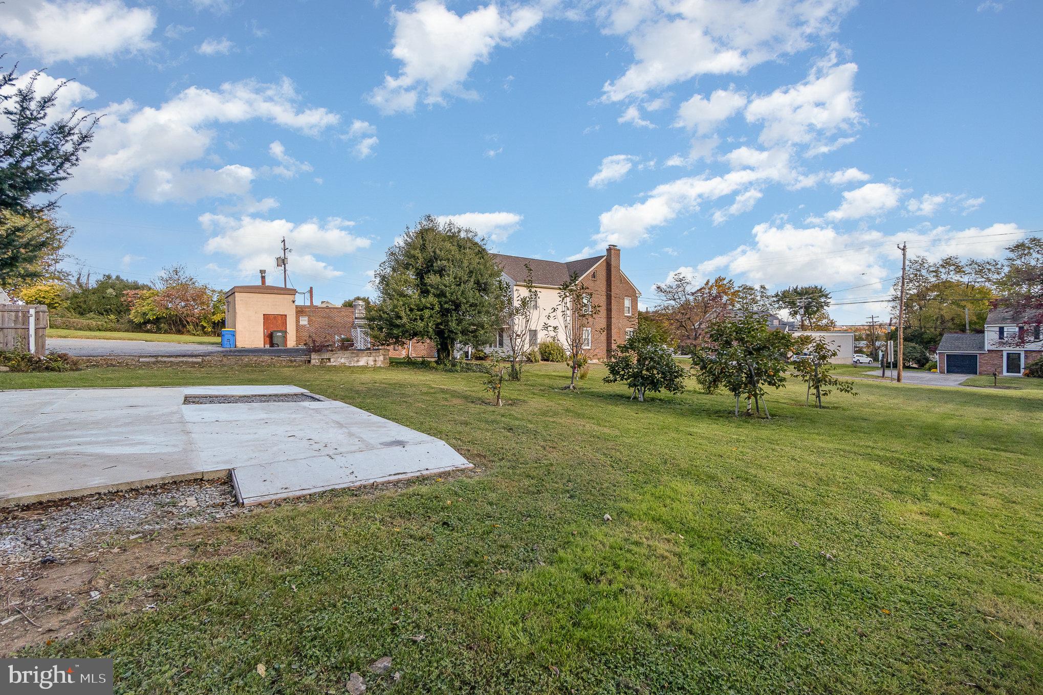 108 Locust Grove Road York, PA 17402 - Photo 27 of 28 Gallery Image 27