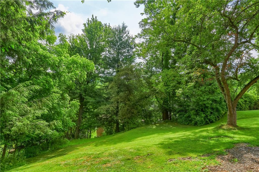 1132 O'Block Road Pittsburgh, PA 15239 - Photo 27 of 33
