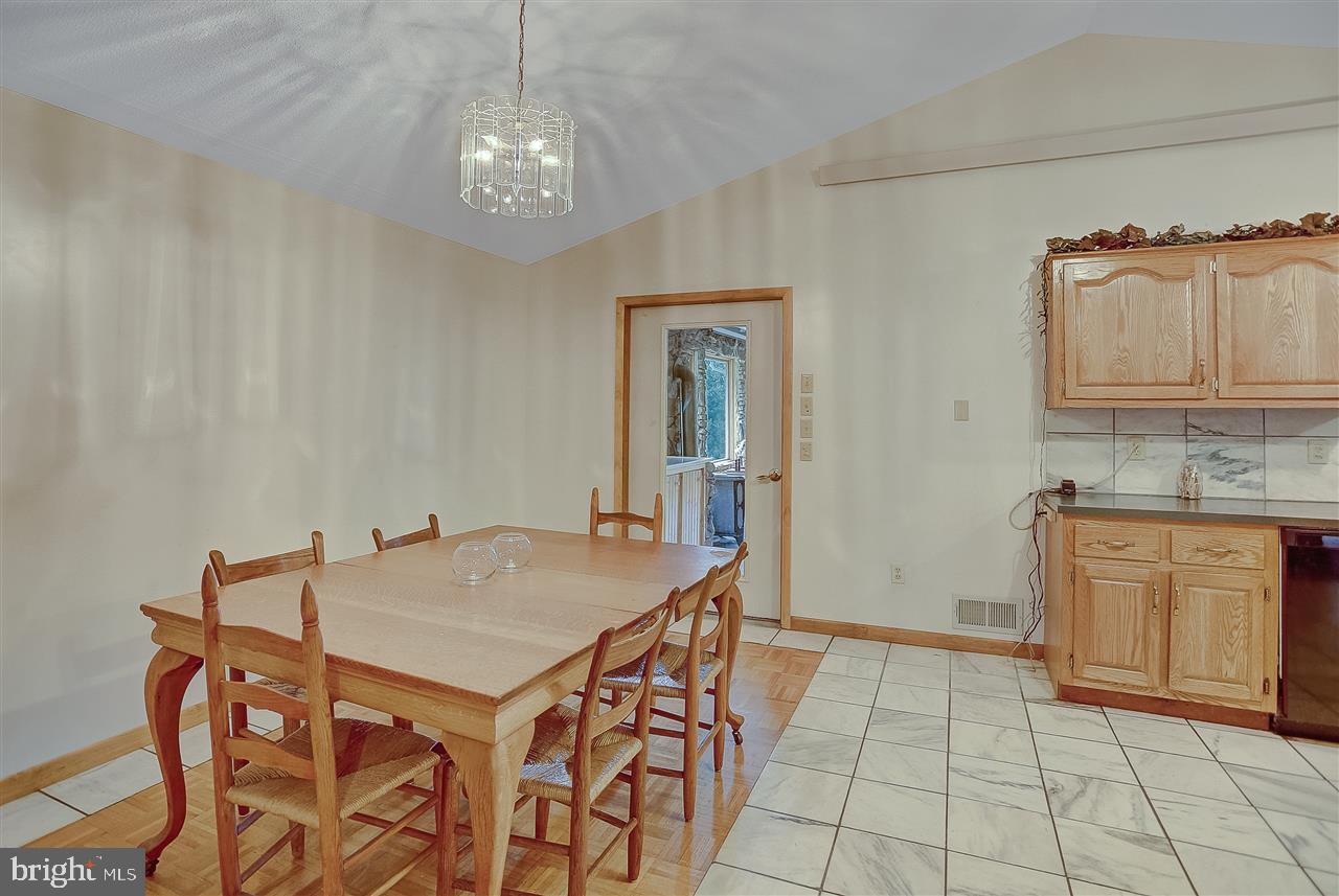 15 Hill Top Road Halifax, PA 17032 - Photo 7 of 19