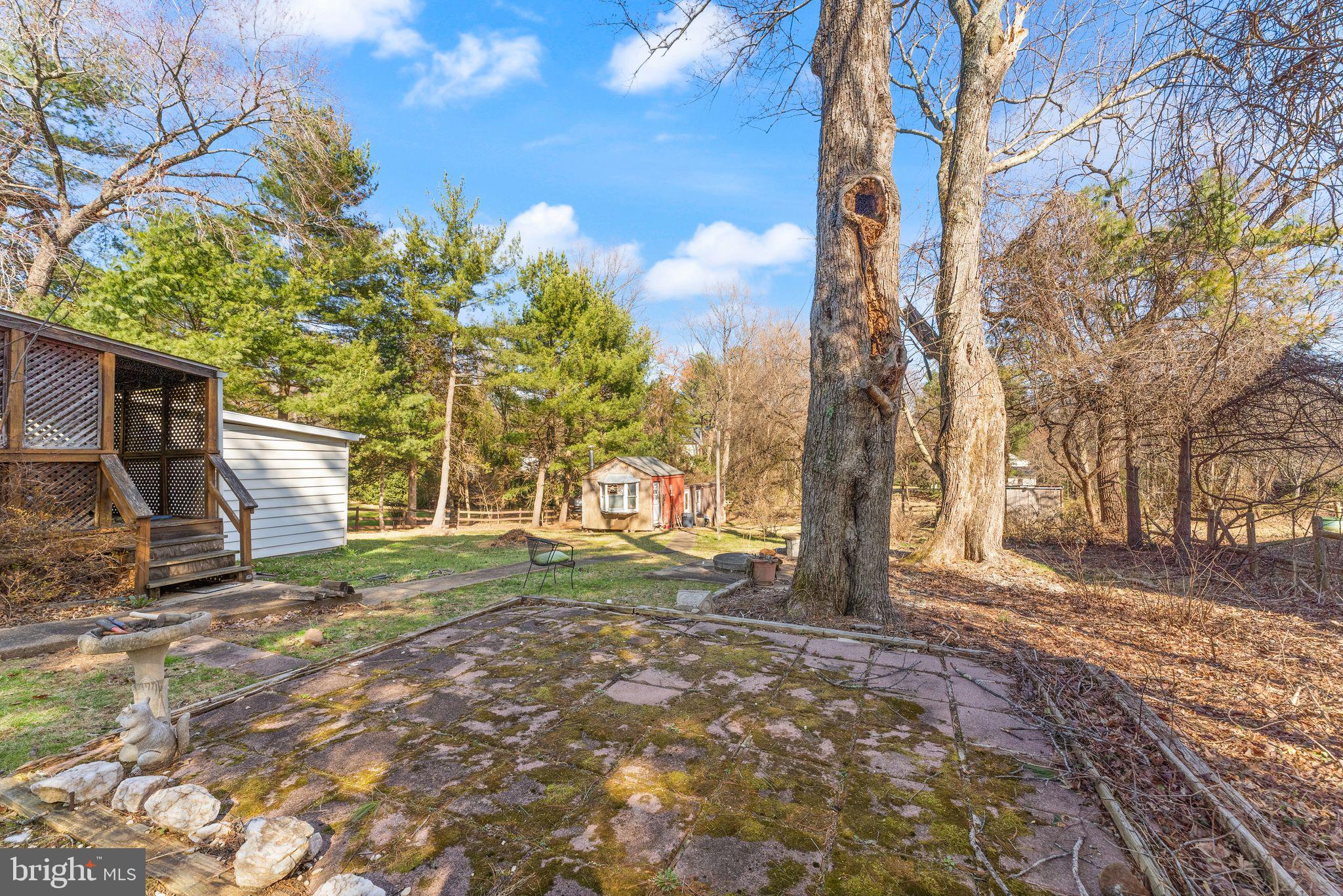927 Utterback Store Road Great Falls, VA 22066 - Photo 9 of 11 Gallery Image 9