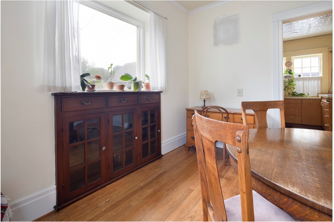 28 Washburn Park Rochester, NY 14620 - Photo 11 of 43