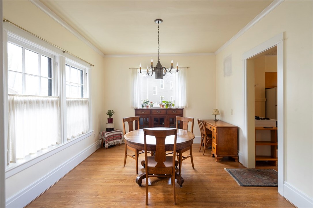 28 Washburn Park Rochester, NY 14620 - Photo 12 of 43