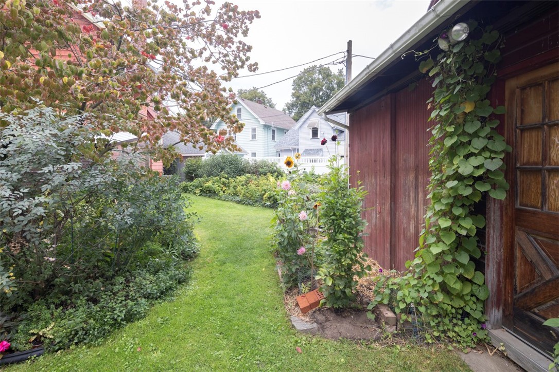 28 Washburn Park Rochester, NY 14620 - Photo 31 of 43