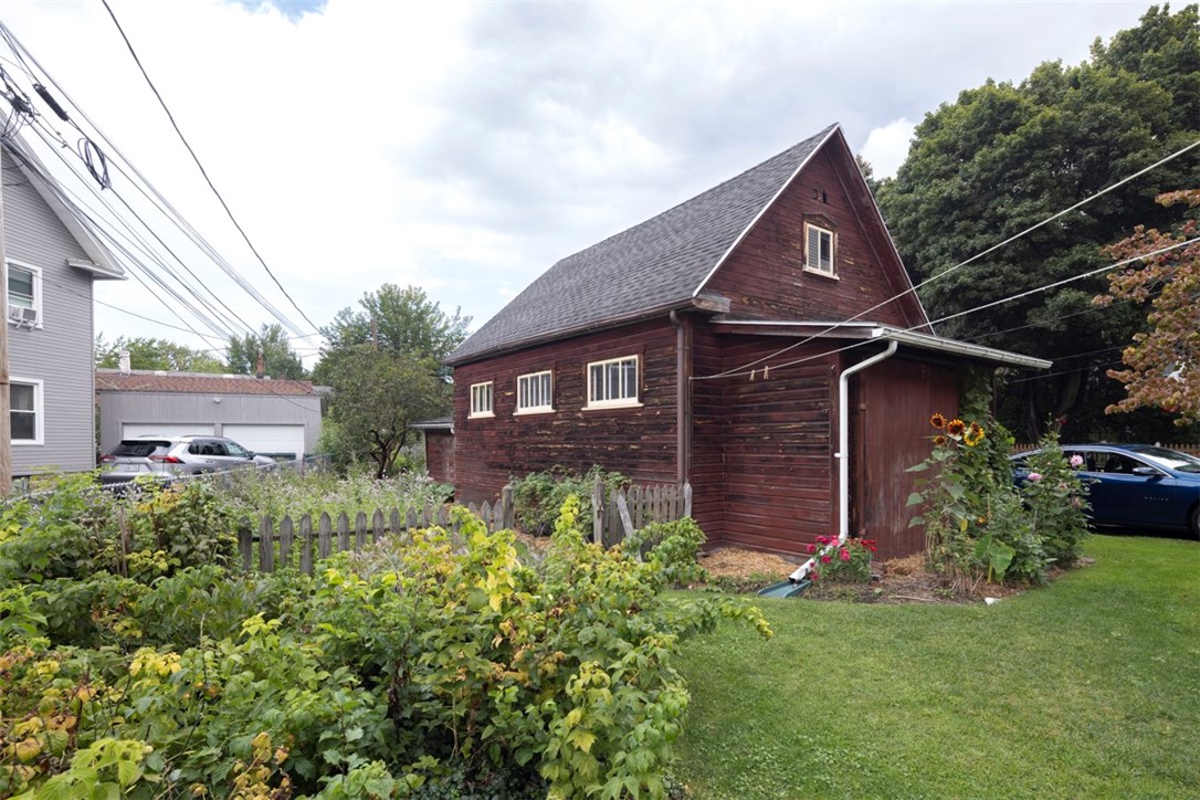 28 Washburn Park Rochester, NY 14620 - Photo 34 of 43