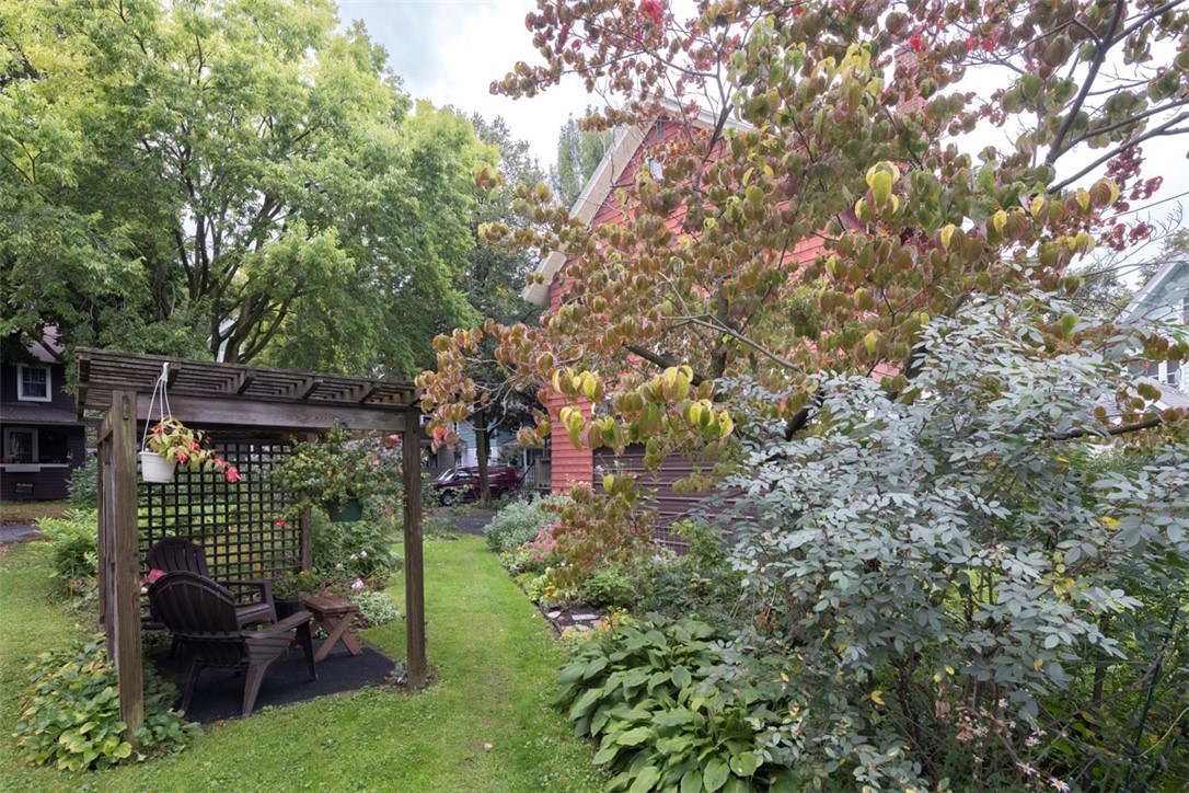 28 Washburn Park Rochester, NY 14620 - Photo 35 of 43