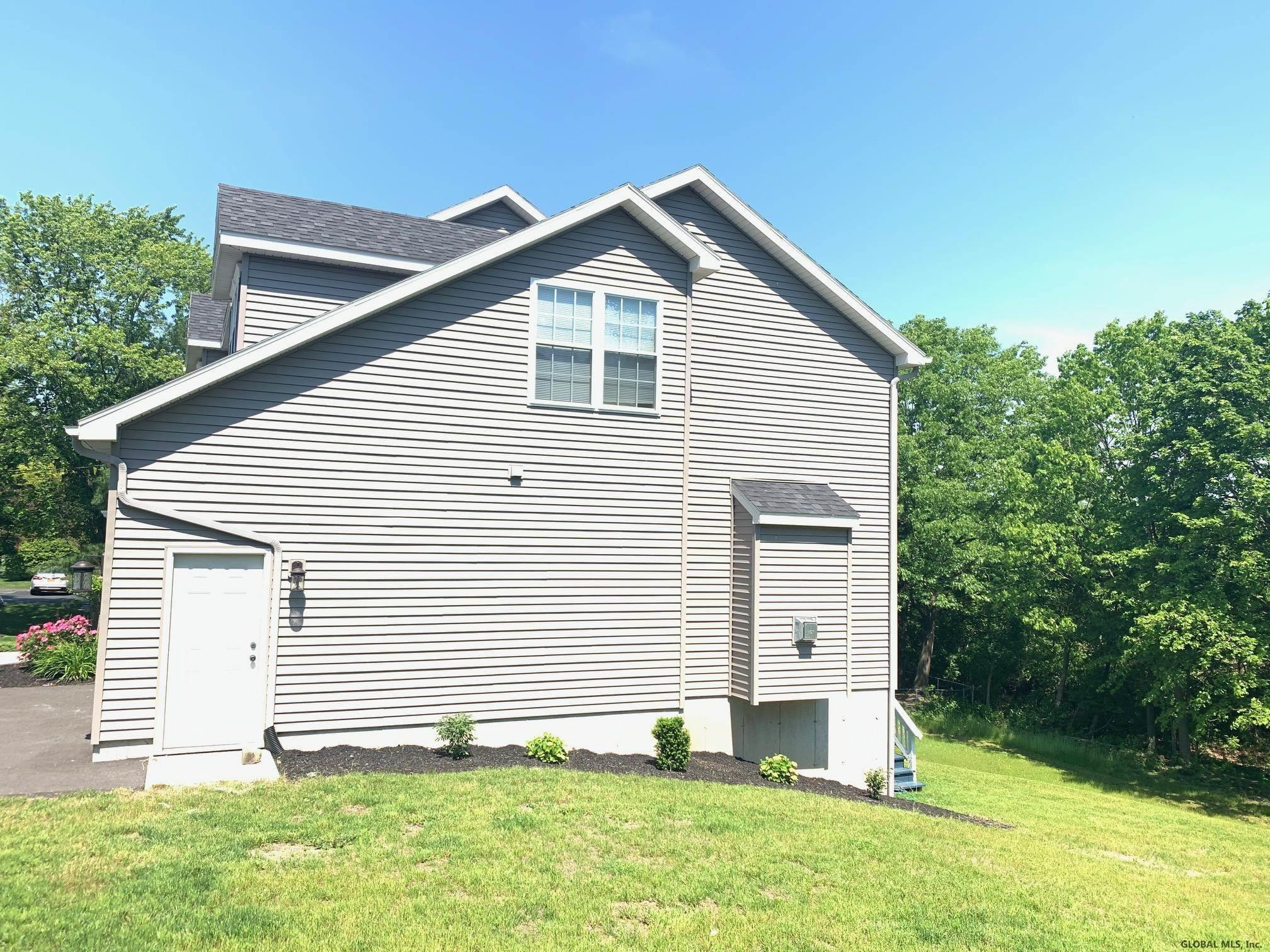 317 Boght Road Watervliet, NY 12189 - Photo 20 of 26 Photo 21
