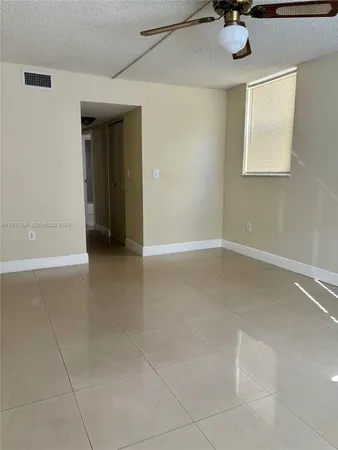 $1,600 | 1800 Southwest 81st Avenue, Unit 1112, North Lauderdale, FL 33068