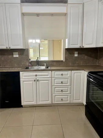 $1,600 | 1800 Southwest 81st Avenue, Unit 1112, North Lauderdale, FL 33068