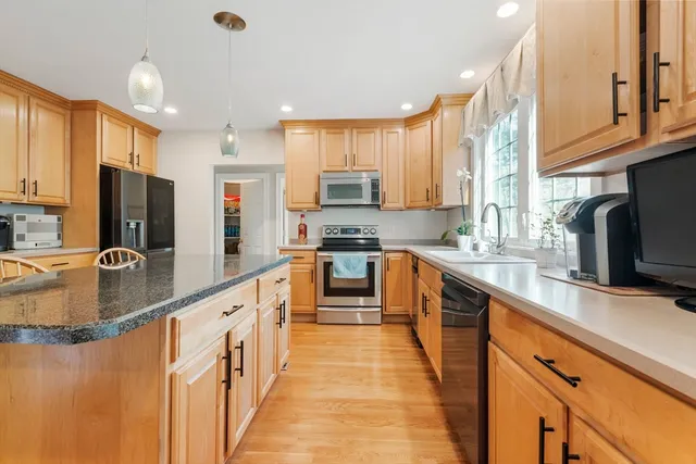 $999,000 | 108 Waterford Drive, Hanover, MA 02339