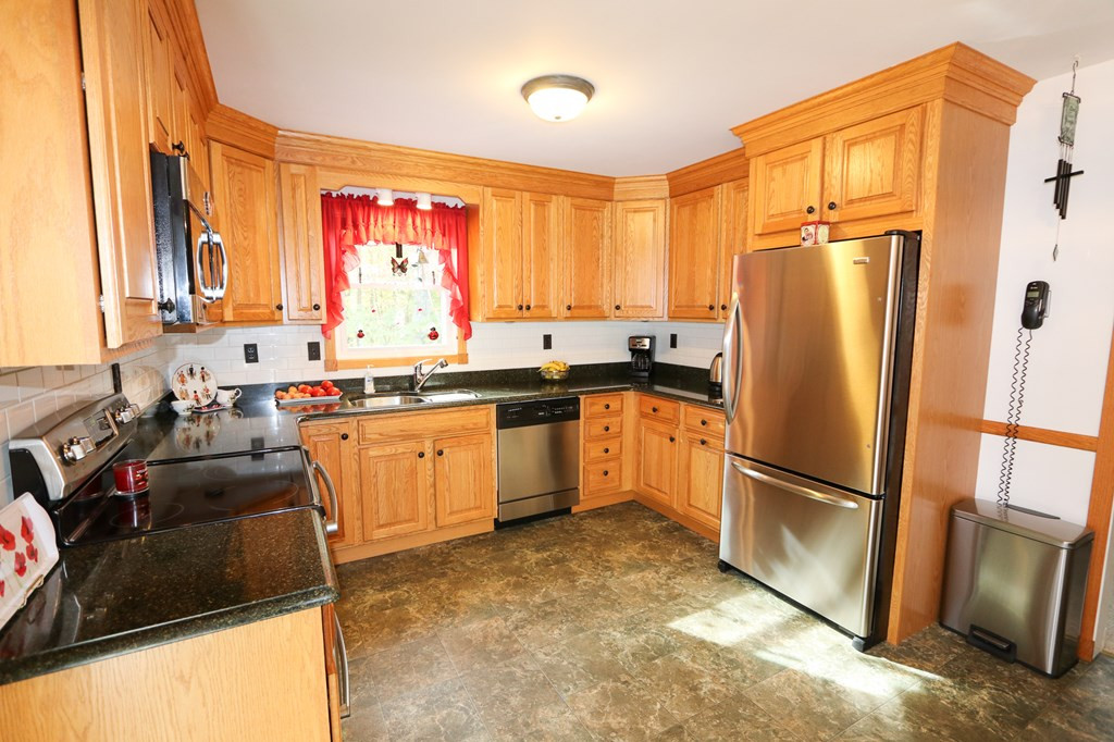 38 Conners Road Peru, NY 12972 - Photo 4 of 21