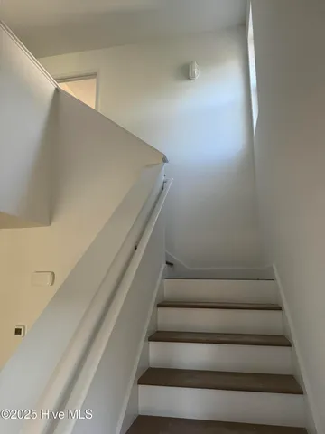 $2,100 | 273 South Kerr Avenue, Wilmington, NC 28403