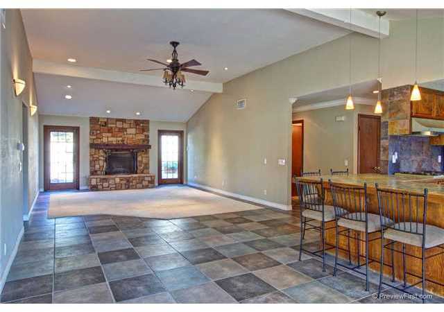 14322 High Valley Road Poway, CA 92064 - Photo 11 of 25