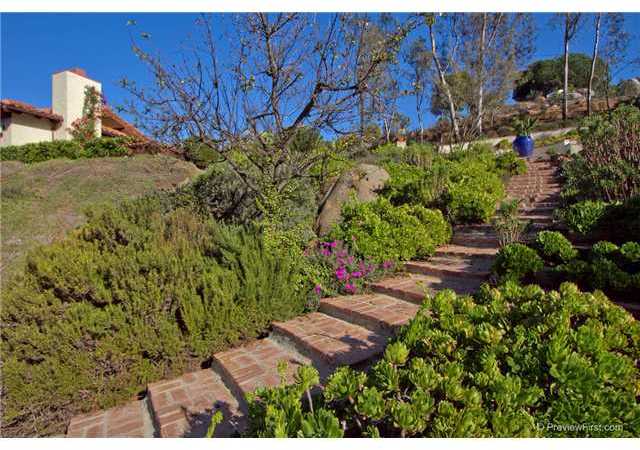 14322 High Valley Road Poway, CA 92064 - Photo 18 of 25