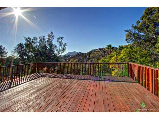 14322 High Valley Road Poway, CA 92064 - Photo 10 of 25
