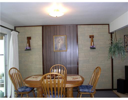 107 Striffler Road Economy, PA 15143 - Photo 9 of 18 Dining Room.