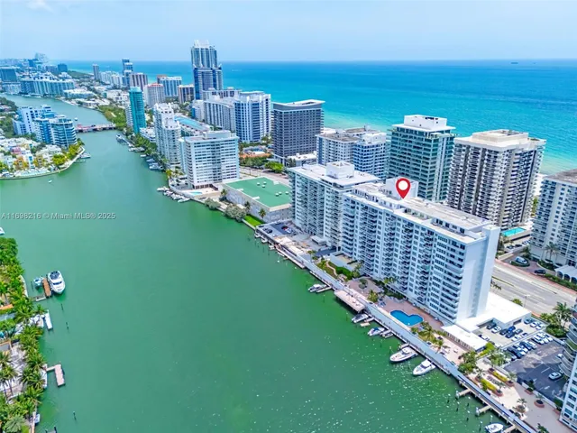 $530,000 | 5700 Collins Avenue, Unit 5B, Miami Beach, FL 33140