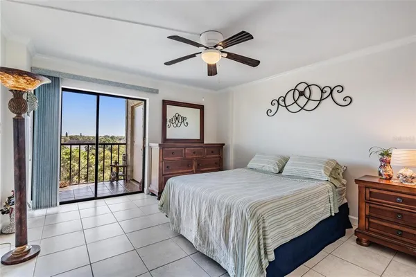 $227,000 | 2900 Cove Cay Drive, Unit 7B, Clearwater, FL 33760