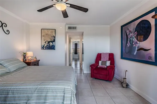 $227,000 | 2900 Cove Cay Drive, Unit 7B, Clearwater, FL 33760