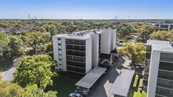 $227,000 | 2900 Cove Cay Drive, Unit 7B, Clearwater, FL 33760
