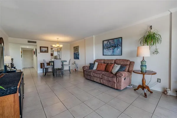 $227,000 | 2900 Cove Cay Drive, Unit 7B, Clearwater, FL 33760