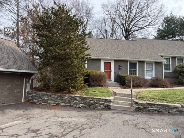 $399,999 | 49 South Mill Drive, Unit 49, Glastonbury, CT 06073