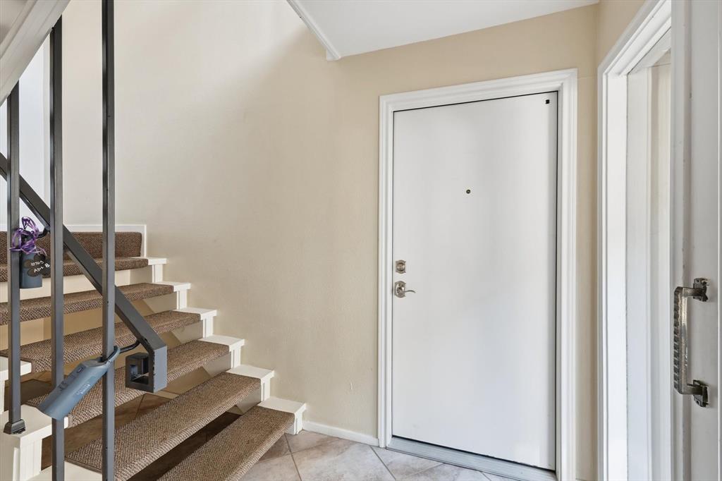 10763 Villager Road, Unit B Dallas, TX 75230 - Photo 8 of 31