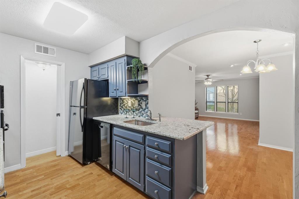 10763 Villager Road, Unit B Dallas, TX 75230 - Photo 10 of 31