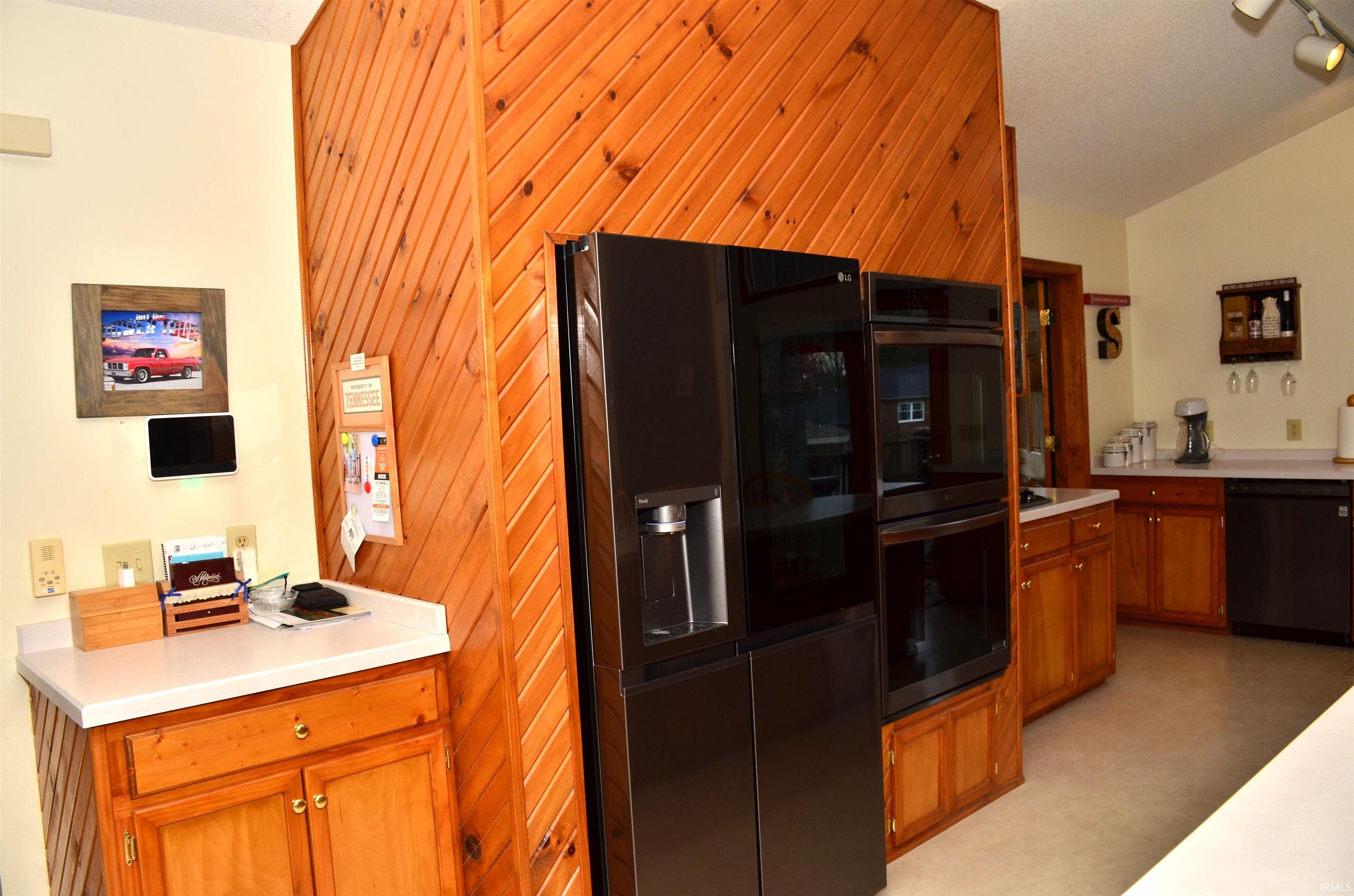 509 Mt Ashley Road Evansville, IN 47711 - Photo 7 of 36