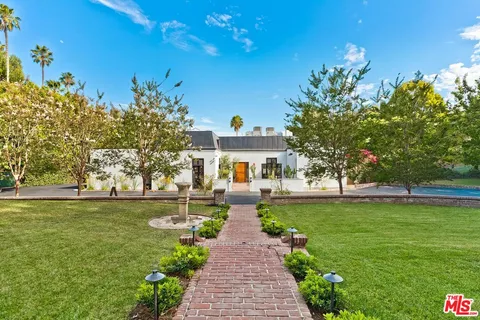 $14,995,000 | 9419 Sunset Boulevard, Beverly Hills, CA 90210